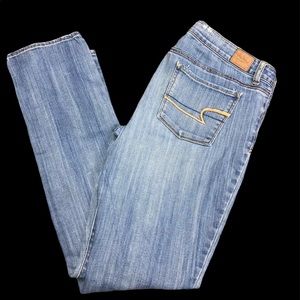 American Eagle stretch distressed skinny jeans 14